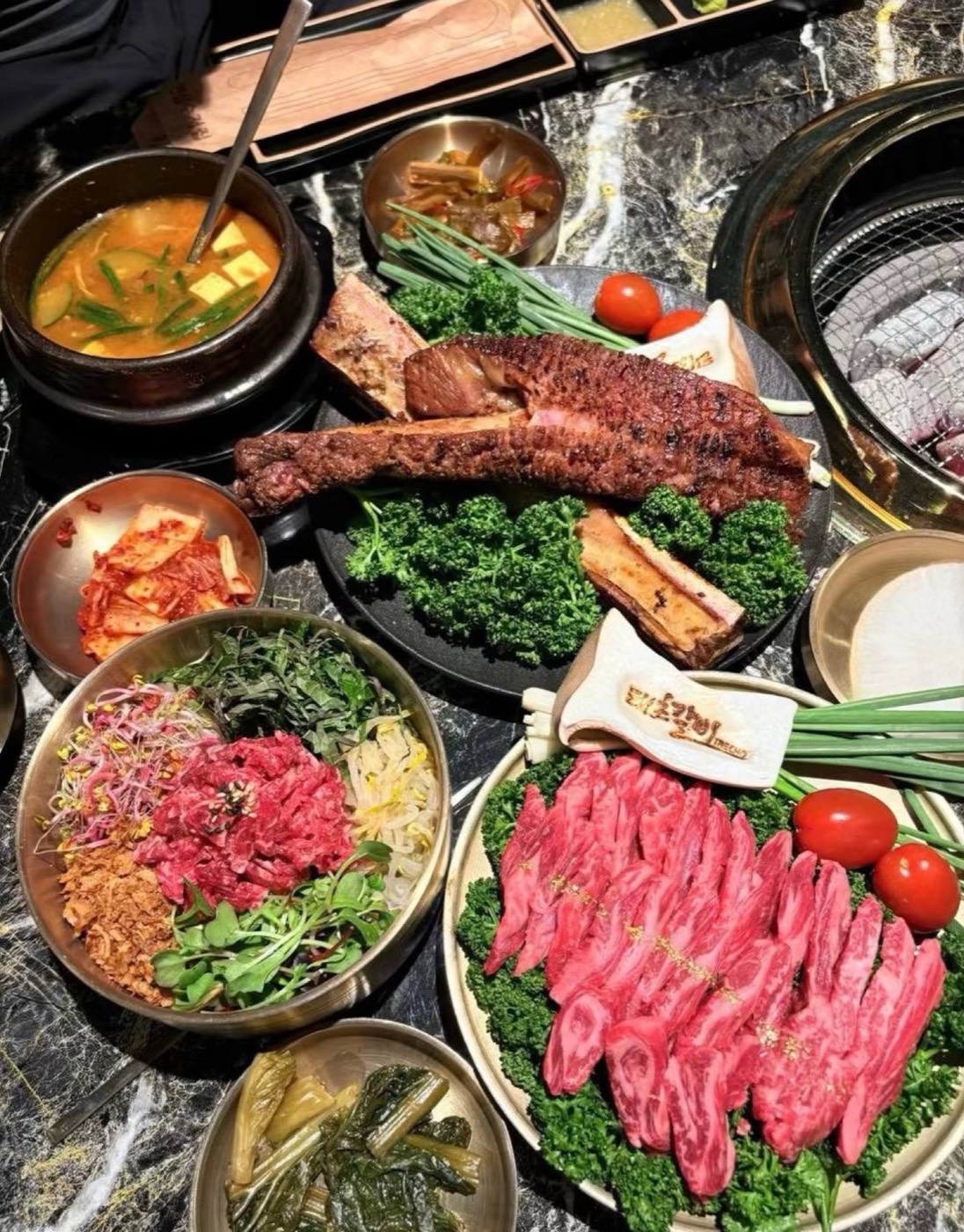 腾龙公司餐饮环境